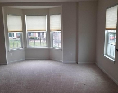 7356 Brunson Circle - Photo Thumbnail 9
