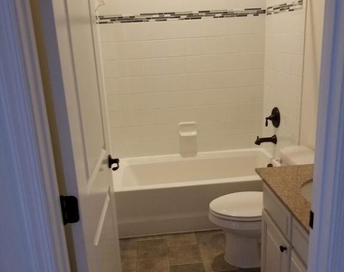 7356 Brunson Circle - Photo Thumbnail 14