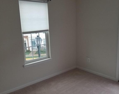 7356 Brunson Circle - Photo Thumbnail 19