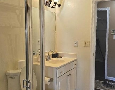 1037 Gardenview Loop - Photo Thumbnail 5