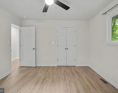 201 Birchside Circle - Photo Thumbnail 24