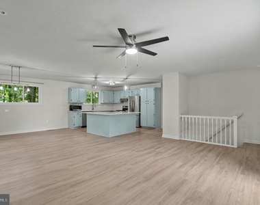 201 Birchside Circle - Photo Thumbnail 6