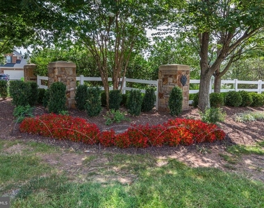 19236 Kepharts Mill Terrace - Photo Thumbnail 67