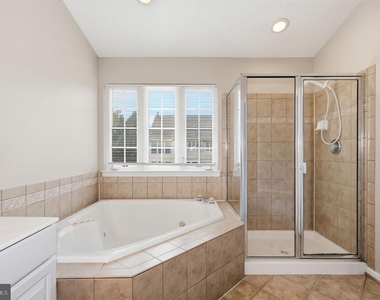 19236 Kepharts Mill Terrace - Photo Thumbnail 36