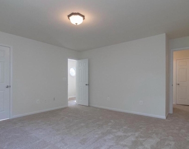 6120 Old Brentford Court - Photo Thumbnail 8