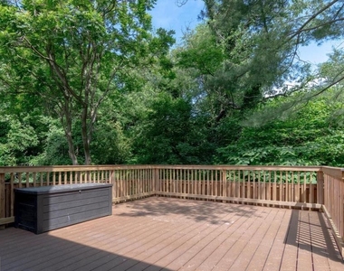 6120 Old Brentford Court - Photo Thumbnail 44