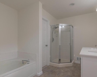 6120 Old Brentford Court - Photo Thumbnail 13