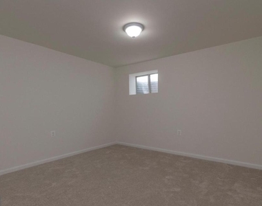 6120 Old Brentford Court - Photo Thumbnail 37