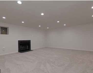 6120 Old Brentford Court - Photo Thumbnail 39