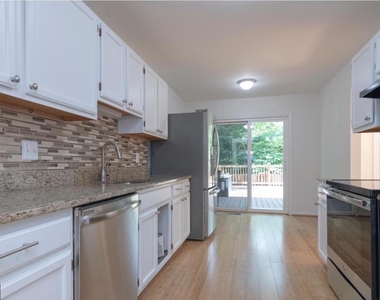 6120 Old Brentford Court - Photo Thumbnail 30