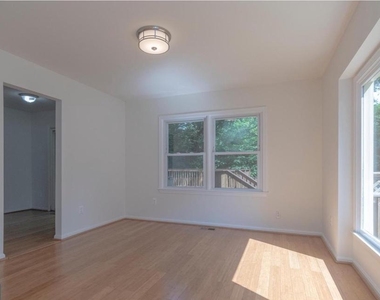 6120 Old Brentford Court - Photo Thumbnail 29