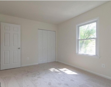 6120 Old Brentford Court - Photo Thumbnail 20