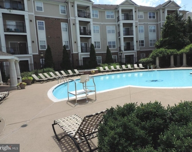 12941 Centre Park Circle - Photo Thumbnail 25