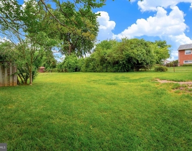 7106 Jayhawk Street - Photo Thumbnail 25