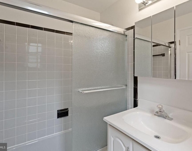 7106 Jayhawk Street - Photo Thumbnail 12