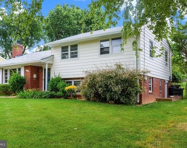 7106 Jayhawk Street - Photo Thumbnail 26