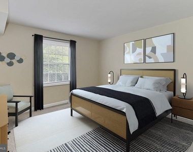 5900 Surrey Hill Place - Photo Thumbnail 7