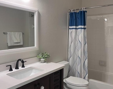 1601 Spring Gate Drive - Photo Thumbnail 14