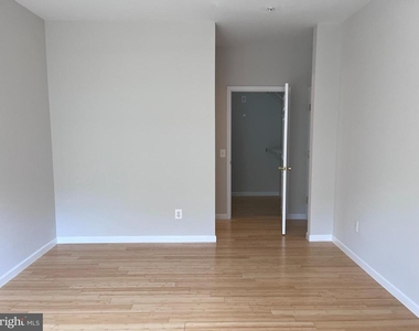 1601 Spring Gate Drive - Photo Thumbnail 7