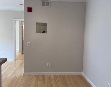 1601 Spring Gate Drive - Photo Thumbnail 5