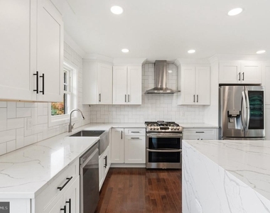 8118 Ainsworth - Photo Thumbnail 2