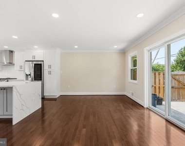 8118 Ainsworth - Photo Thumbnail 26