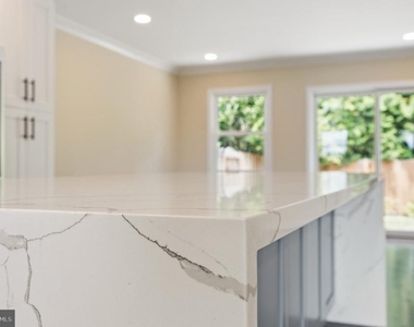 8118 Ainsworth - Photo Thumbnail 19