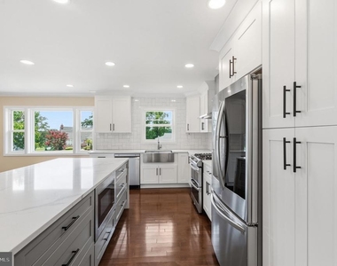 8118 Ainsworth - Photo Thumbnail 15