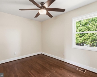 8118 Ainsworth - Photo Thumbnail 11
