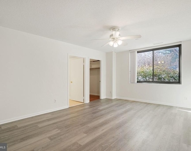 3713 S George Mason Drive - Photo Thumbnail 21