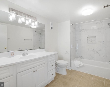 3713 S George Mason Drive - Photo Thumbnail 23
