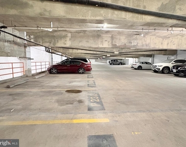 3713 S George Mason Drive - Photo Thumbnail 29