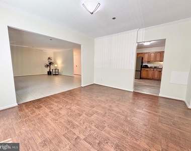 3713 S George Mason Drive - Photo Thumbnail 12