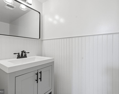 7690 Green Garland Drive - Photo Thumbnail 14