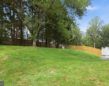 7690 Green Garland Drive - Photo Thumbnail 20
