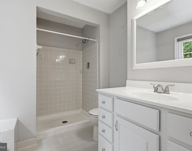 7690 Green Garland Drive - Photo Thumbnail 15
