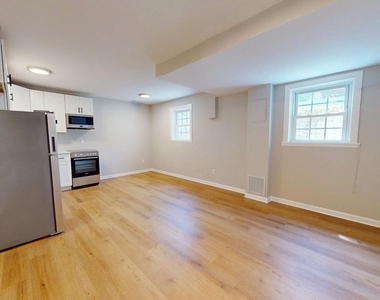 706 N Cleveland Street - Photo Thumbnail 1