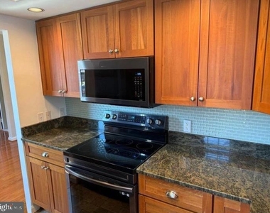 3501 Stafford Street S - Photo Thumbnail 13