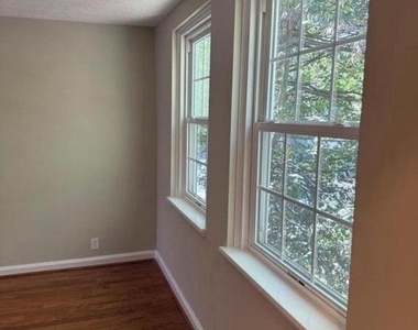 3501 Stafford Street S - Photo Thumbnail 7