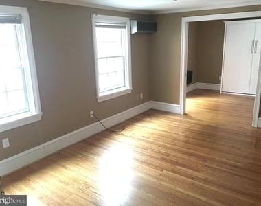 1602 Spruce Street - Photo Thumbnail 4