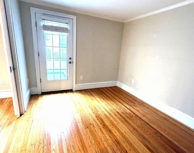 1602 Spruce Street - Photo Thumbnail 8