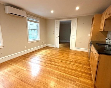 1602 Spruce Street - Photo Thumbnail 4