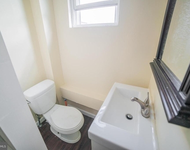 2427 E Allegheny Avenue - Photo Thumbnail 19