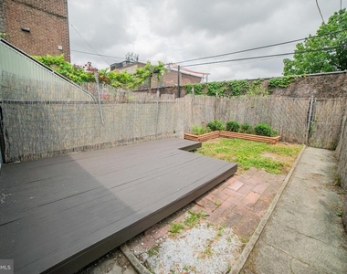 2427 E Allegheny Avenue - Photo Thumbnail 15