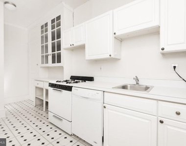 235 S 15th Street - Photo Thumbnail 3