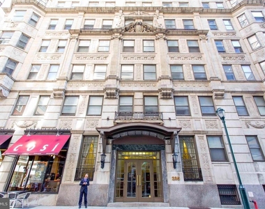 235 S 15th Street - Photo Thumbnail 8