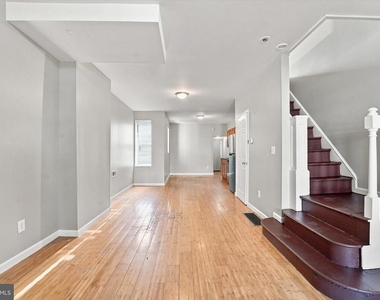 1551 N Allison Street - Photo Thumbnail 3