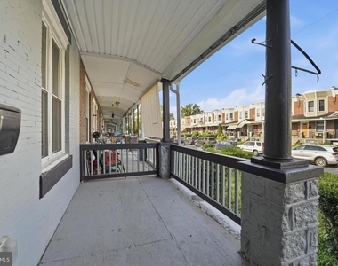 1551 N Allison Street - Photo Thumbnail 2