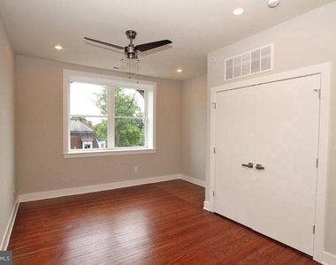 400 S 45th Street - Photo Thumbnail 7