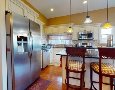 8902 Blue Grass Road - Photo Thumbnail 7